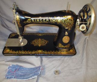 Serviced Antique 1924 Singer 15 - 30 Tiffany Treadle Sewing Machine C - Video photo