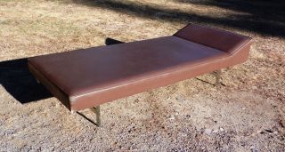 Vintage Mid Century Modern Daybed Sofa Chaise Lounge Fainting Couch Bench Chair photo