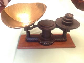 Howe Scale Company Cast Iron Grocery Store Scale Rutland Vt.  No.  1 photo