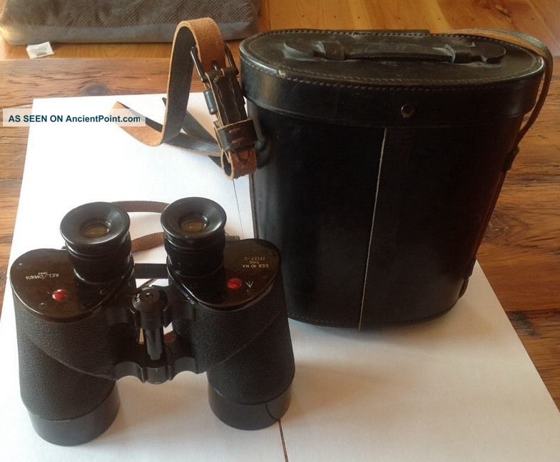 Vintage Wwii Binoculars W Leather Case - R.  E.  L.  Canada 1944 Optical photo