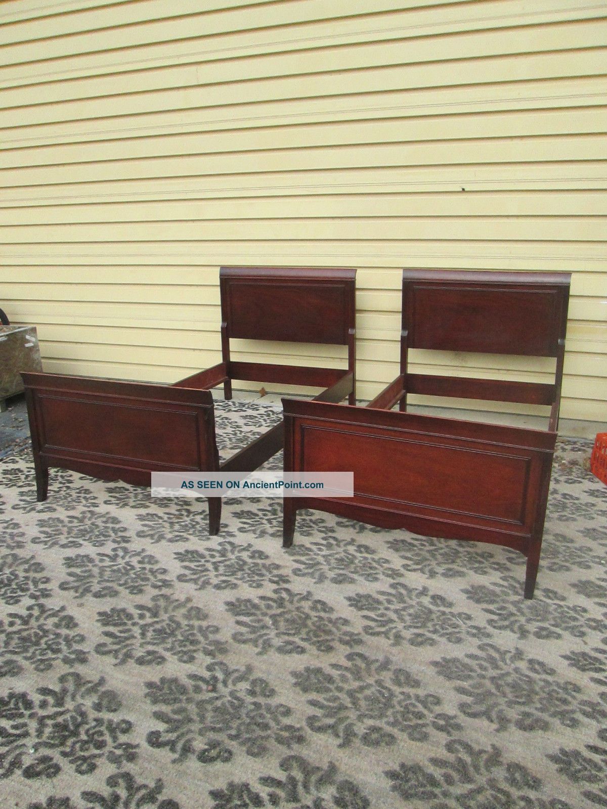 56621 Pair Mahogany Twin Size Sleigh Beds Bed S W/ Orignal Wood Side Rails 1900-1950 photo