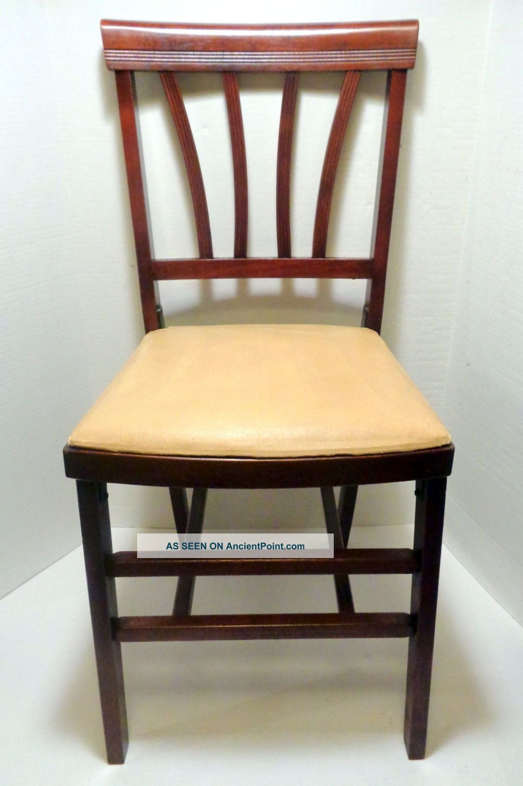 Antique 1940 ' S Vintage Fbmco Padded Seat Leg - O - Matic Folding Chair Restained Vgd 1900-1950 photo