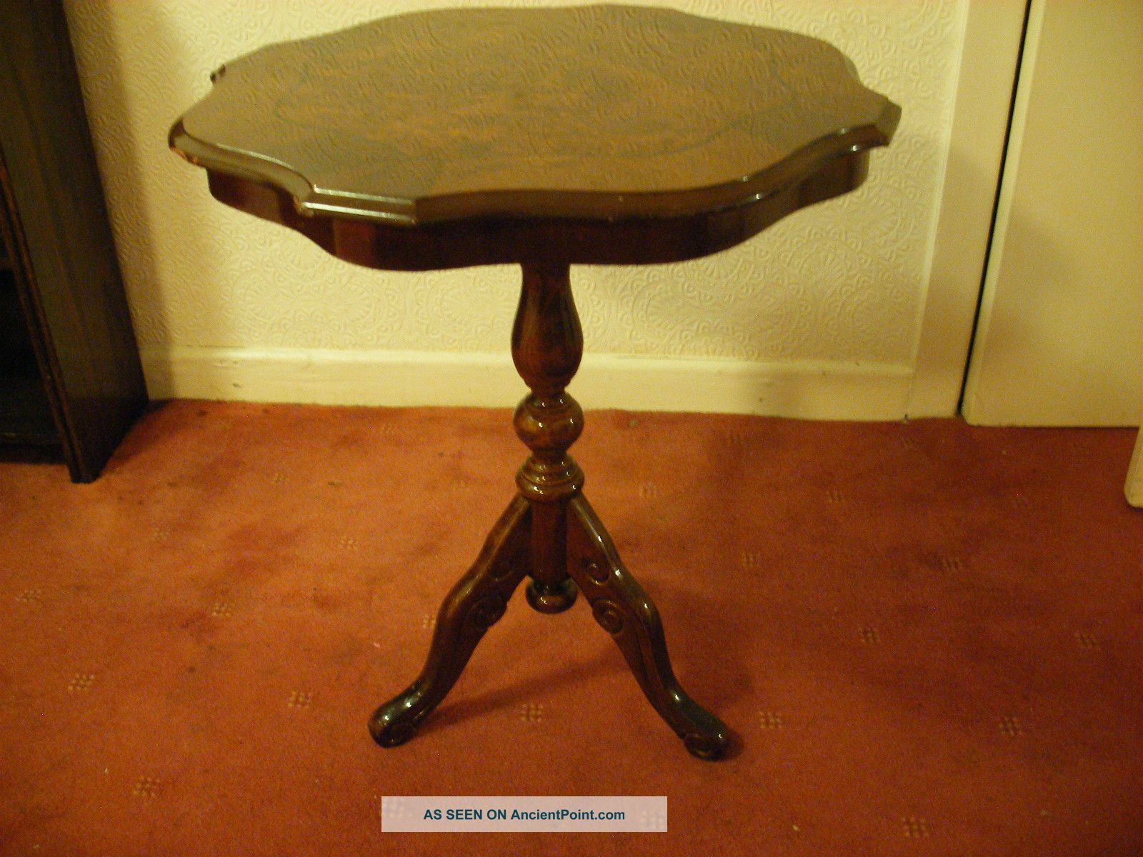Retro Reproduction Antique Occasional Wine Table Stunning Bargain Reproduction Tables photo