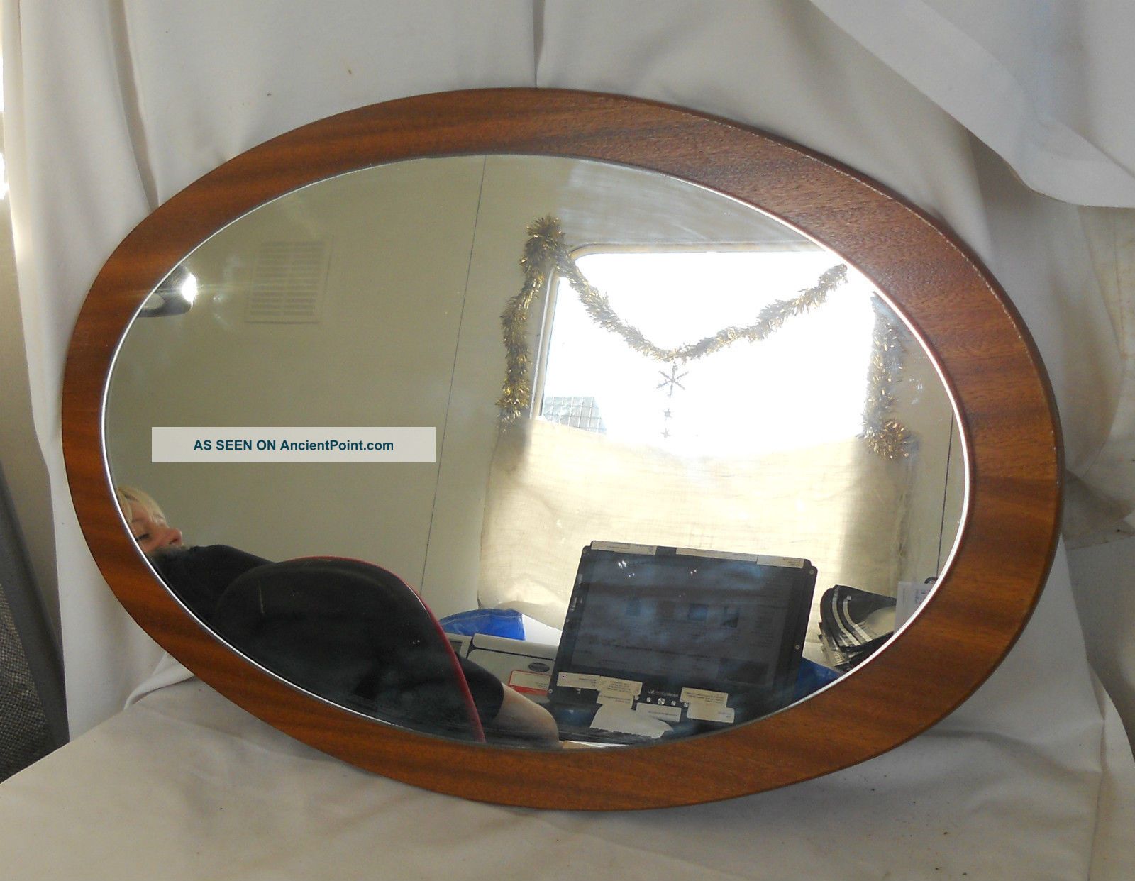 Stunning Vintage Collectable Antique Wooden Framed Oval Mirror 57cm X 37cm 20th Century photo
