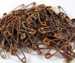 100 1 1/2 Inch Rusted Safety Pins Primitive Craft Supplies photo
