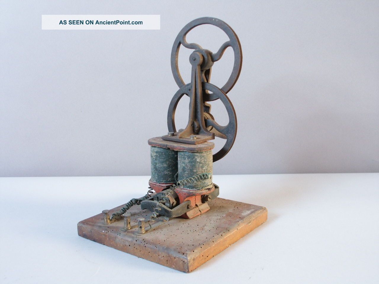 Early Electric Motor. . . .  Dynamo.  Generator Other Antique Science Equip photo