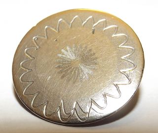 Very Old Scarce Medium 18th Century Button 4929 photo