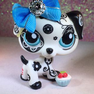 ❤️littlest Pet Shop Lps 1613 Black White Dalmation Rescue Dog Flowers Blue Eyes photo