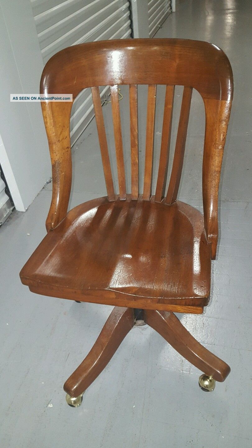 Wm.  Gunlocke Oak Swivel Antique Office Chair By Samual Lakow N.  Y.  1920s ? 1900-1950 photo