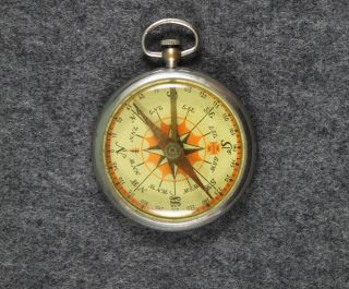 Vintage 1940 ' S Pocket Compass 2 