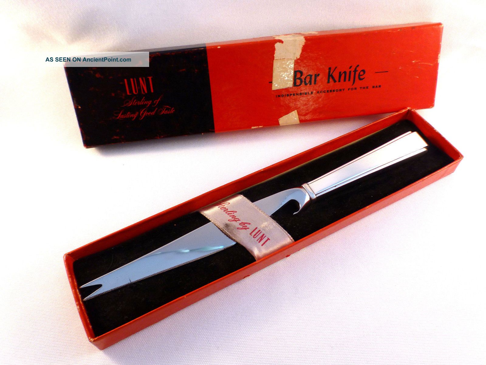 Modern Classic - Lunt Sterling Bar Knife W/ Box Flatware & Silverware photo