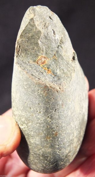 Lower Palaeolithic,  Mode 1 Basalt Pebble Chopper C700 - 400k,  Kent,  P697 photo