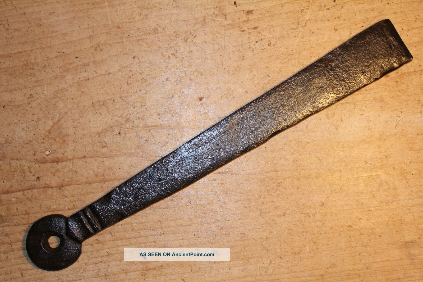 Large Antique Wrought Iron Suffolk/norfolk Latch Locking Bar Thumb Latch Other Antique Hardware photo