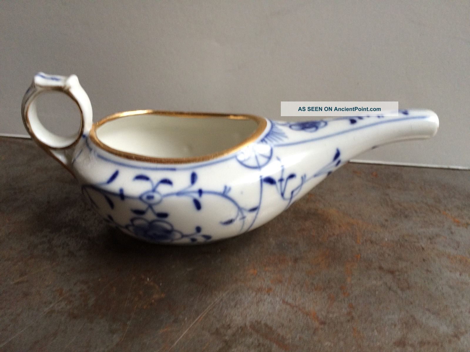 Antique Porcelain Blue Onion Meissen Pattern Invalid / Baby Feeder / Neti Pot Other Medical Antiques photo