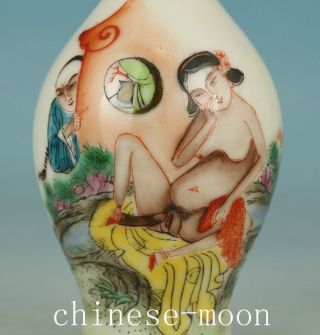 China Old Jingdezhen Porcelain Hand Painting Tradition Married Snuff Bottle photo