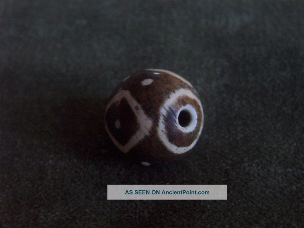 Pumtek Burmese Fossil Wood Bead - Diamond Pattern With Dots - 16mm (11_ Far Eastern photo