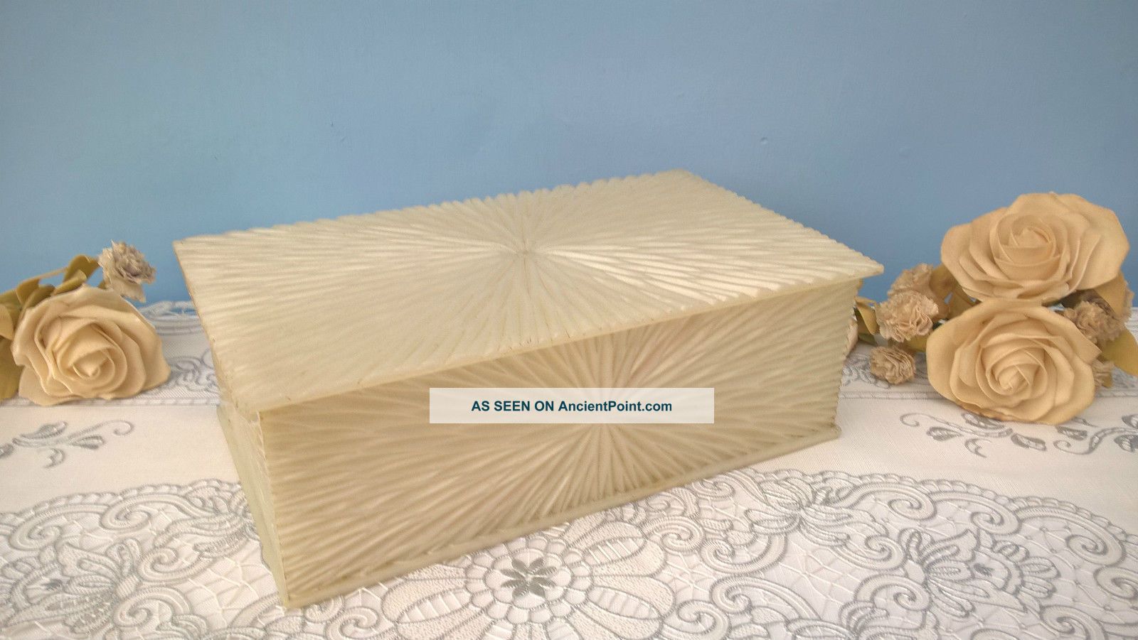 Vintage Cream Plastic Sewing Box With Tray Art Deco photo