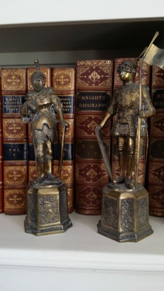 Knight Brass/bronze - Colored Mantel Bookshelf Figures For Library Or Den photo