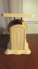 Yellow Vintage American Family Kitchen Scale – Great Scales photo 3