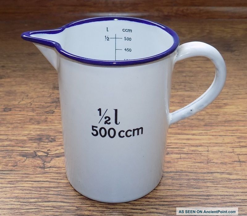 Ww 2 German Medical Enameled Graniteware Measure Cup 500gr 12316 Other Medical Antiques photo
