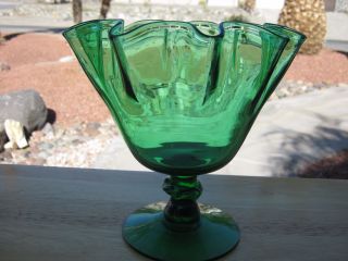 Mid Century Modern Emerald Green Ruffled Handkerchief Pedestal Vase Estate Find photo