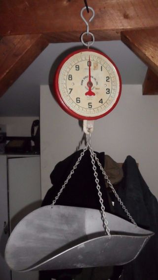 Vintage Antique Hanging Penn Produce Scale,  Capacity 20 Lbs.  8 