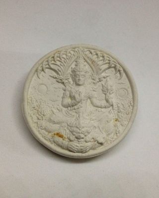 Thai Amulet Buddha Phra Jatukam Ramathep 2550 Model Aphipanya Mahasetthi 3.  5 Cm. photo