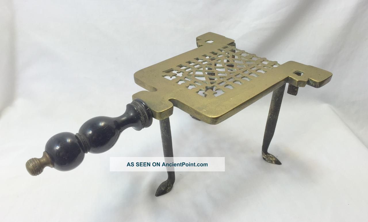 Exceptional Fine Antique Authentic Colonial Era Hearth Trivet Brass W/spade Feet Hearth Ware photo