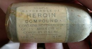 Rare Lilly ☠ Heroin ☠ Poison Glass Chemist Bottle Pharmacy photo