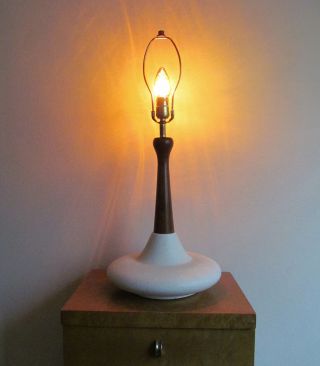 1960s Retro Midcentury Modern Orange Peel Texture Pottery Table Lamp Walnut Neck photo