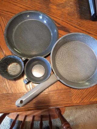 Vintage Primitive Gray Swirl Graniteware Enamelware Fry Pan,  Cups,  & Pie Tin photo