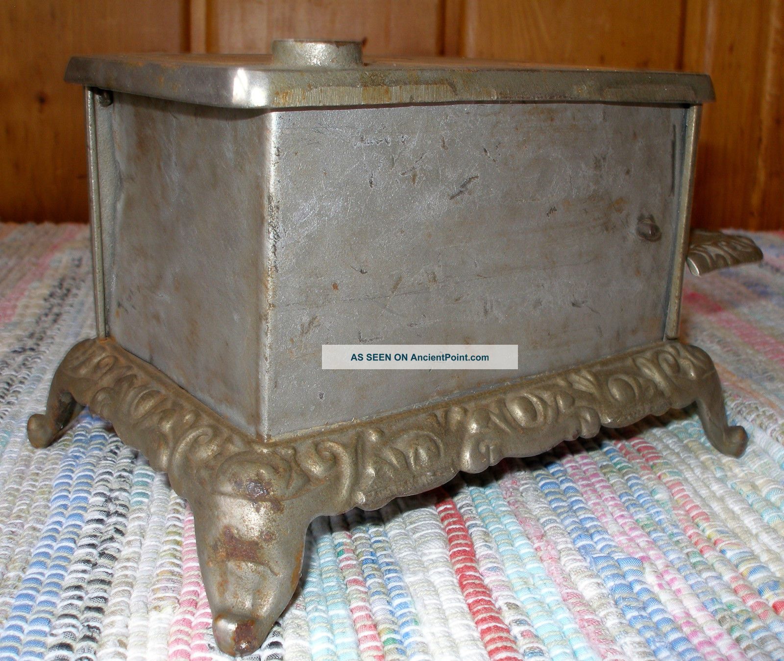 C. 1900 Eagle Cast Iron Toy Stove, Hubley, Antique, Complete, Nickel