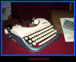 Wonderful Bitone Voss Privat Typewriter Of 1950s Vibrant Blue,  Cream - Workict - photo