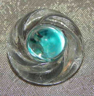 Vintage Glass Radiant Button Green 1095b photo