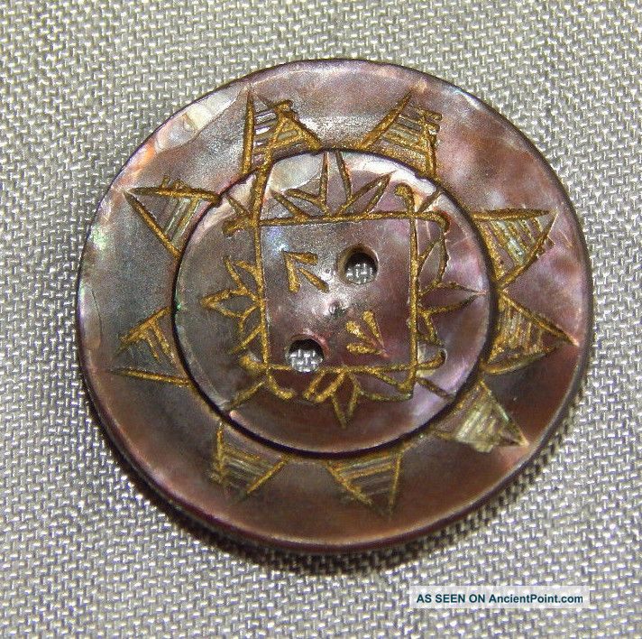 Antique Button Carved / Etched Mother Of Pearl Abalone 764b Buttons photo