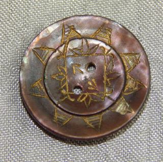 Antique Button Carved / Etched Mother Of Pearl Abalone 764b photo