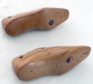 Pair Mid 20th C Miniature (sample?) Shoe Lasts,  Made Of Maple? 1x3x1 Inch photo