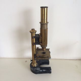 Antique E.  Leitz Wetzlar Microscope Serial Number 6637 photo