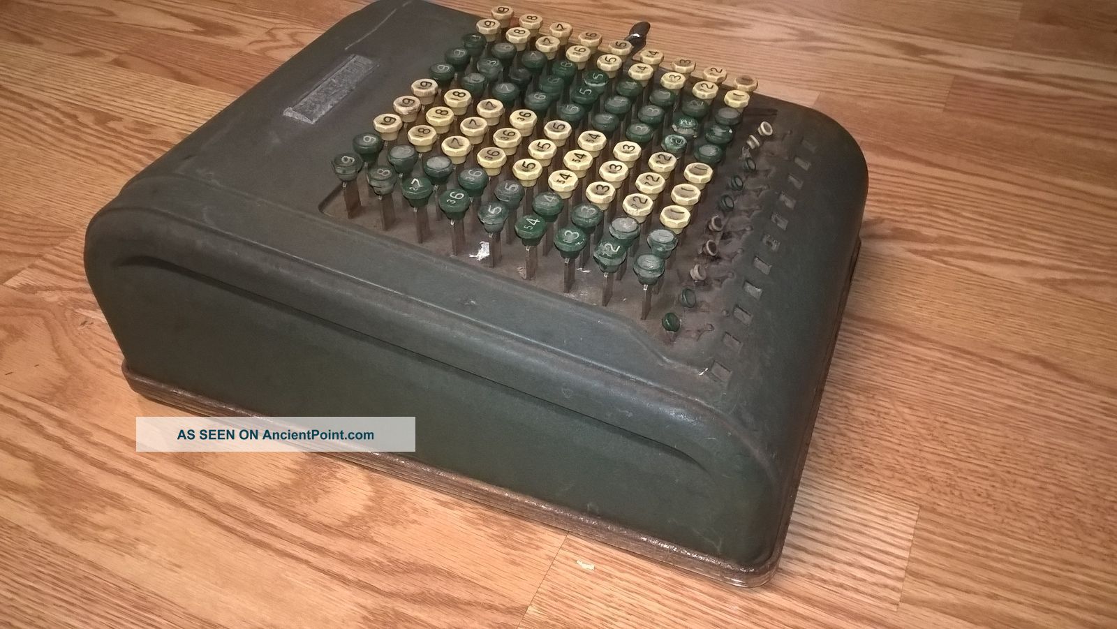 Felt & Tarrant Comptometer - Vintage Adding Machine - 5637 Cash Register, Adding Machines photo