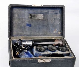 Vintage Bausch & Lomb Arc - Vue Otoscope May Ophthalmoscope In Case, photo