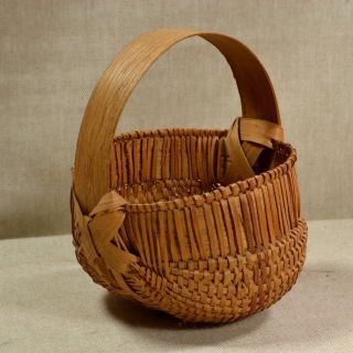 Antique Split Hickory Child ' S/mini Woven Buttocks Basket photo