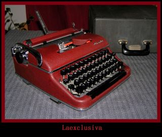 Special Wrinkle Paint Burgundy Maroon Olympia Sm2 Typewriter 1950s - photo