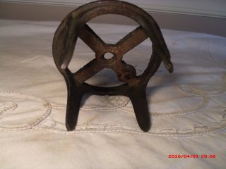 Antique Small Round Iron Trivet With Four Tall Legs - - 1107 photo