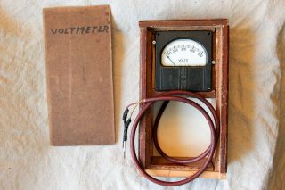 Antique Voltmeter Westinghouse 500 Volts Steampunk Vintage Handmade,  Usa photo