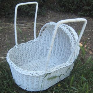 Antique Wicker Baby Bassinet Nursery Basket Cradle Woven Doll White Vintage photo