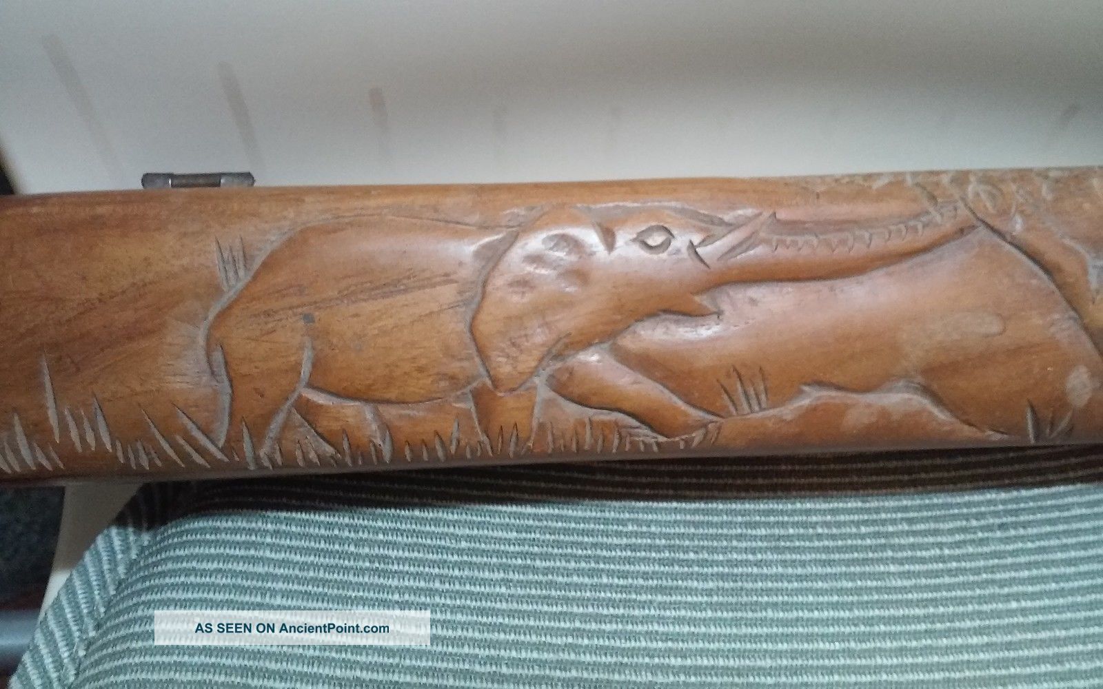 African Carved Elephant Wood Board Game Folding Mancala Owari And 32 Seeds Sculptures & Statues photo