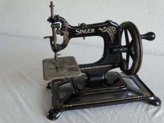 Rare Singer Sewing Machine Model 30k photo