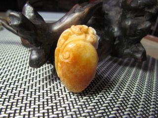 Aaaaa Chinese Hand - Carved Natural Jewelry Nobility Wearing Jade Pendants Ruyi photo