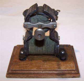Antique Cast Iron Toy Electric Motor Erector Size photo
