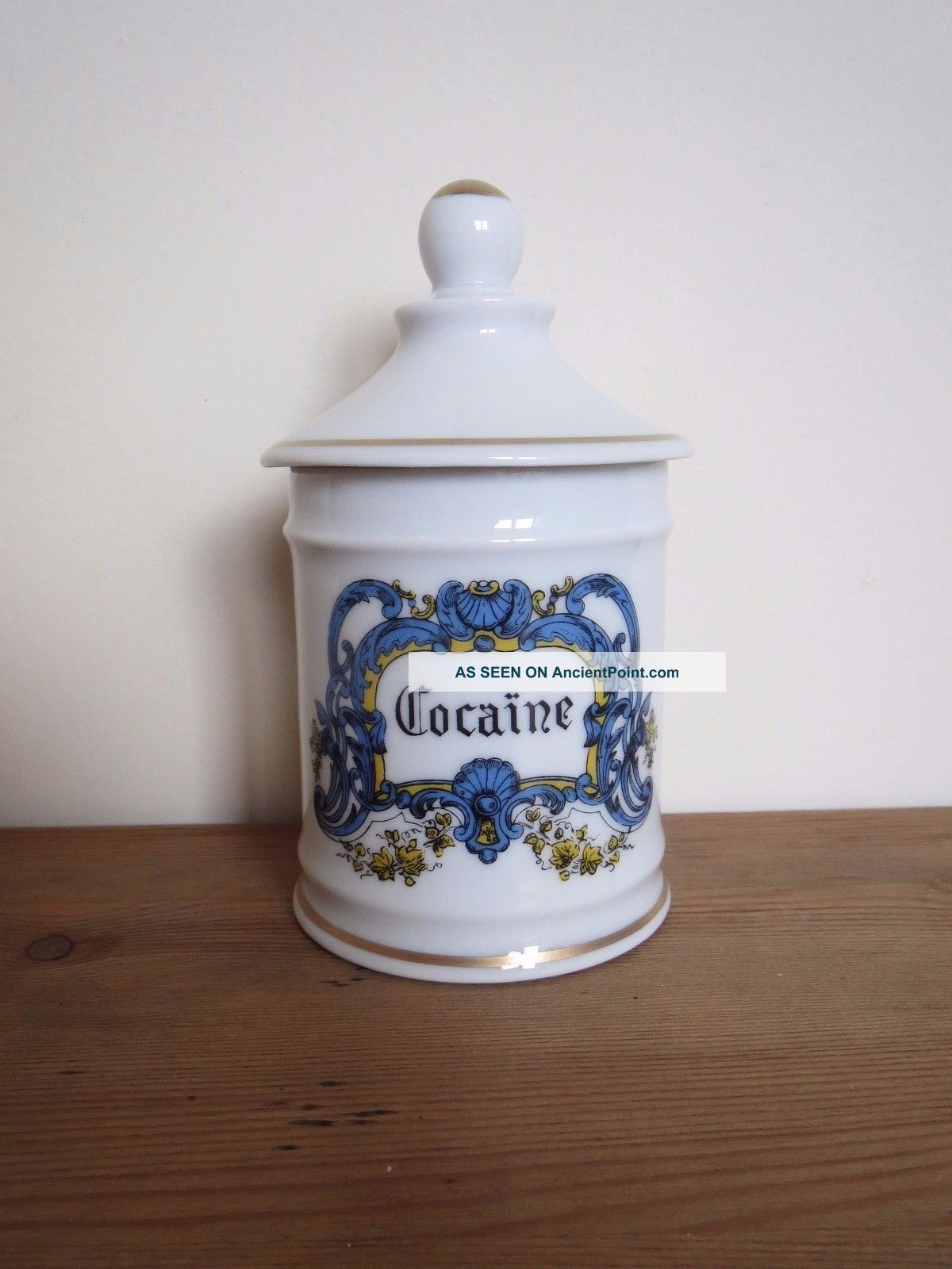 Vintage French Porcelain Apothecary Pharmacy Jar ' Cocaine ' Bottles & Jars photo